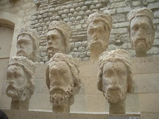Musée National du Moyen-Age-Thermes de Cluny – 1