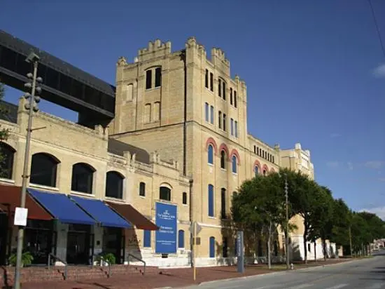 Imagen 1 de San Antonio Museum of Art