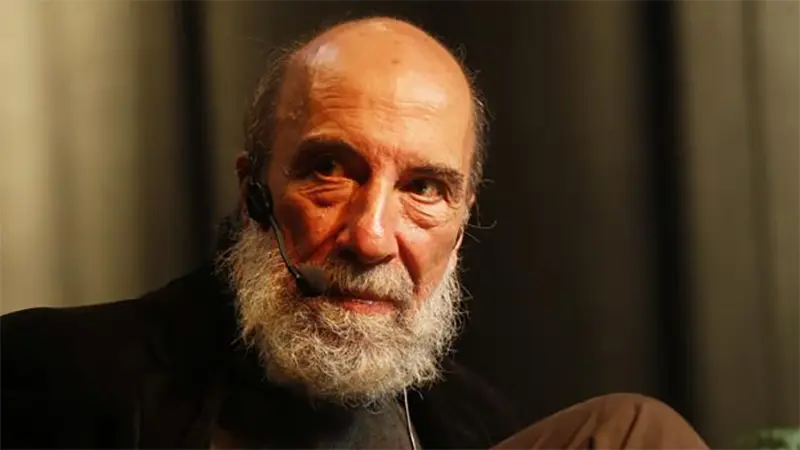Raúl Zurita, galardonado con el premio Reina Sofia de Poesía Iberoamericana