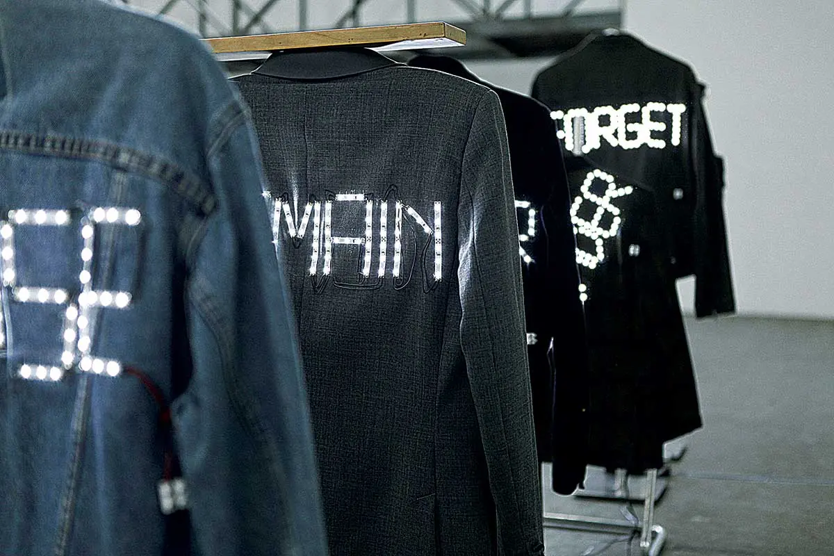 Bienal: COSMOLUZ — imagen 9