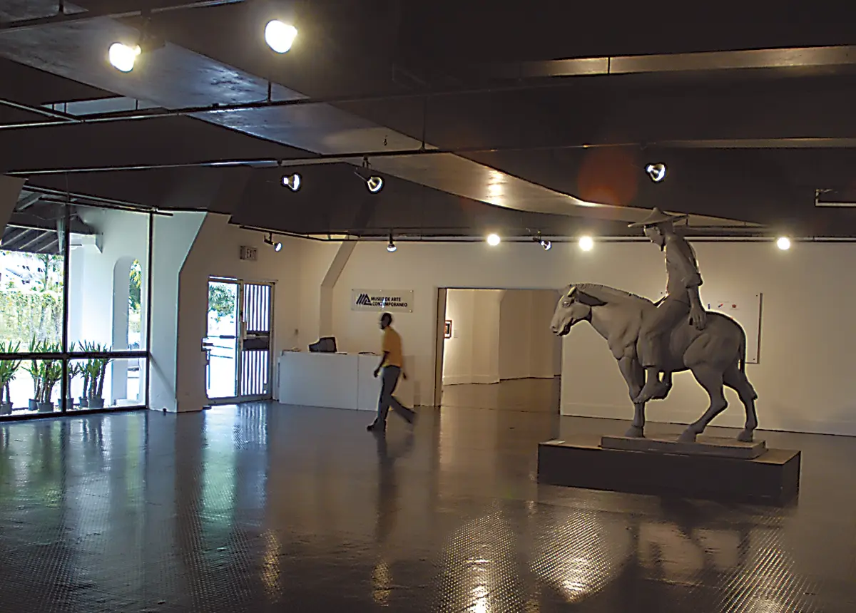 Colectiva: VIII Bienal de Arte de Panamá, Modestia y Transgresión — imagen 2