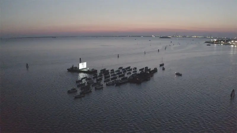 Cinema galleggiante-Acque sconosciute/Cine flotante-Aguas desconocidas. II Edición, Repensar la ciudad desde la perspectiva de la laguna
