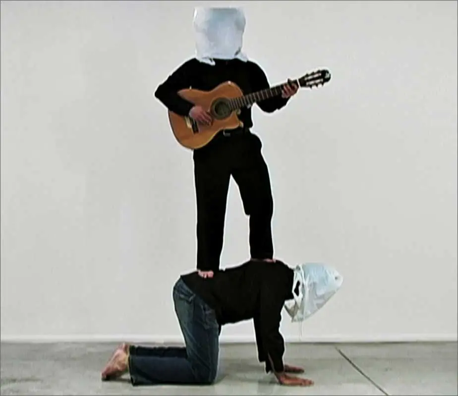 Monografía: Iván Navarro — imagen 1