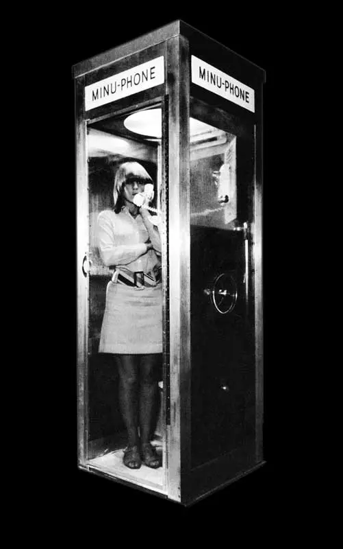 Marta Minujín. Minuphone, 1967. Technological electro-mechanic technique. Height: 7 ft. (2,20 m.).