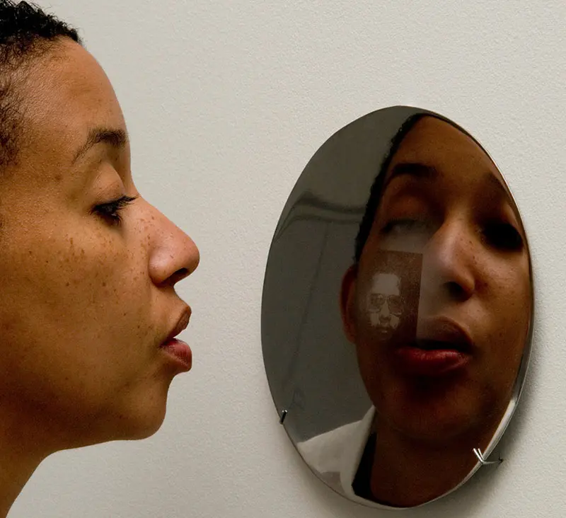 Óscar Muñoz: Invisibilia, en el Museo de Arte de Phoenix