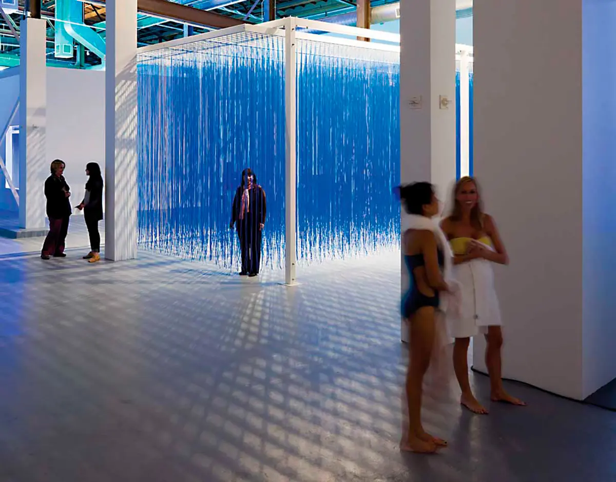 Colectiva: Suprasensorial: experimentos con la luz, el color y el espacio — imagen 2
