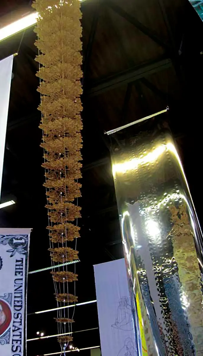 Colectiva: VI Bienal Internacional de Estandartes Es2010 — imagen 1