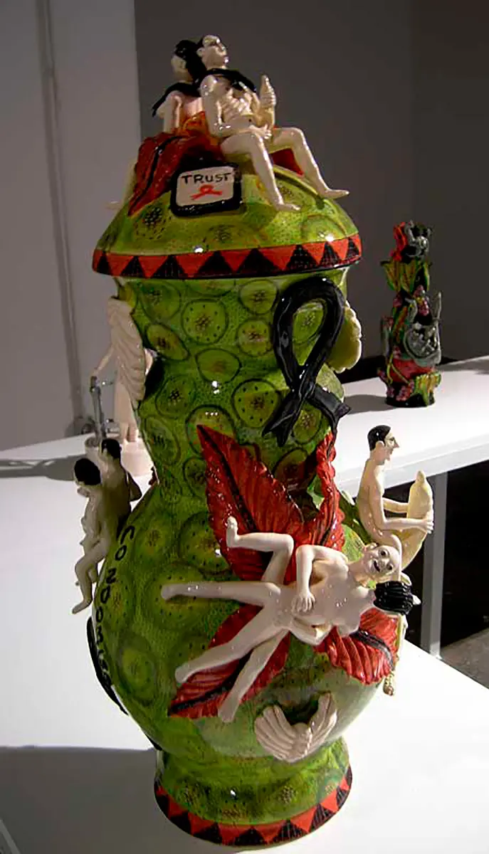 Bienal: UNTITLED — imagen 3