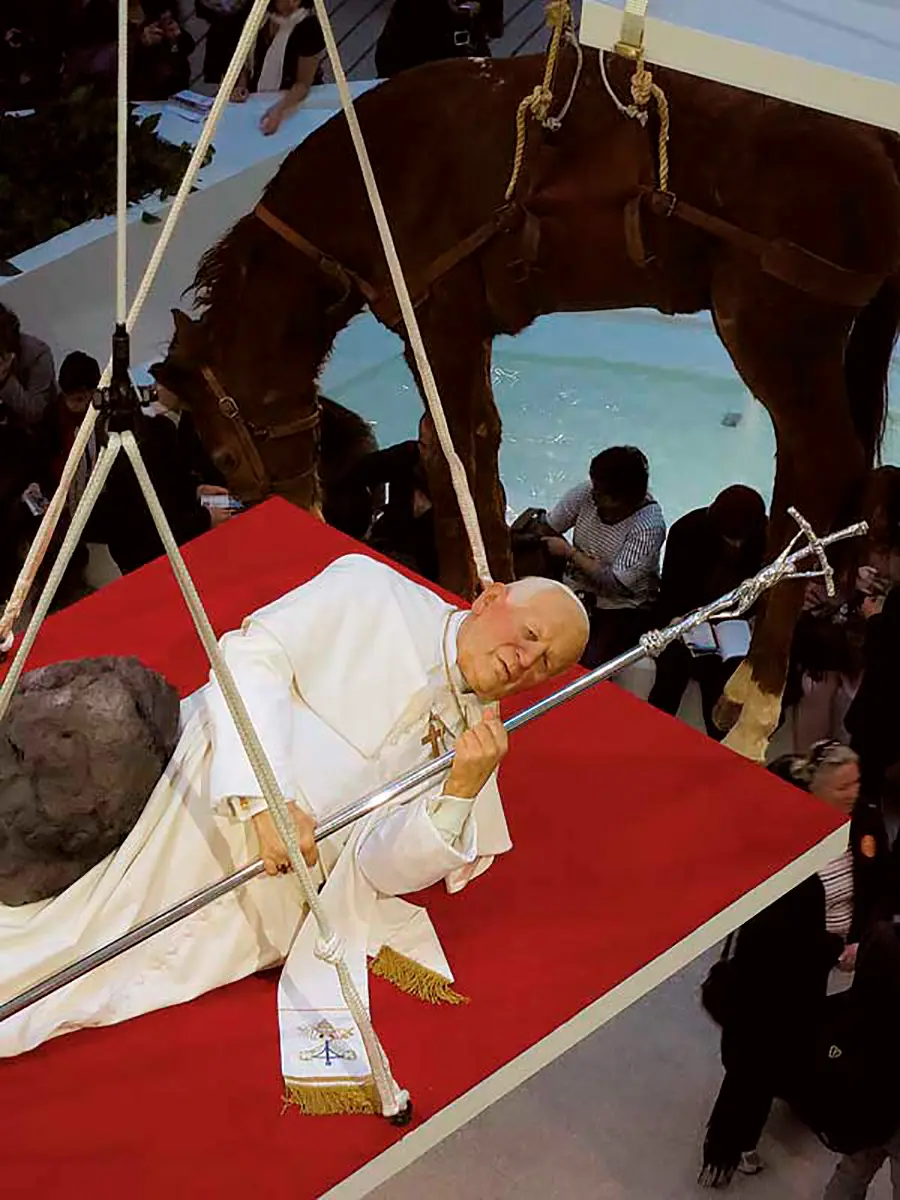 Retrospectiva: Crónica de una broma anunciada: Maurizio Cattelan — imagen 1