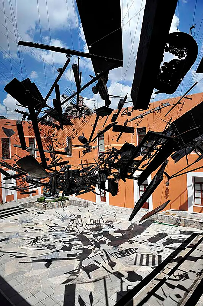 Colectiva: Resisting the Present — imagen 6