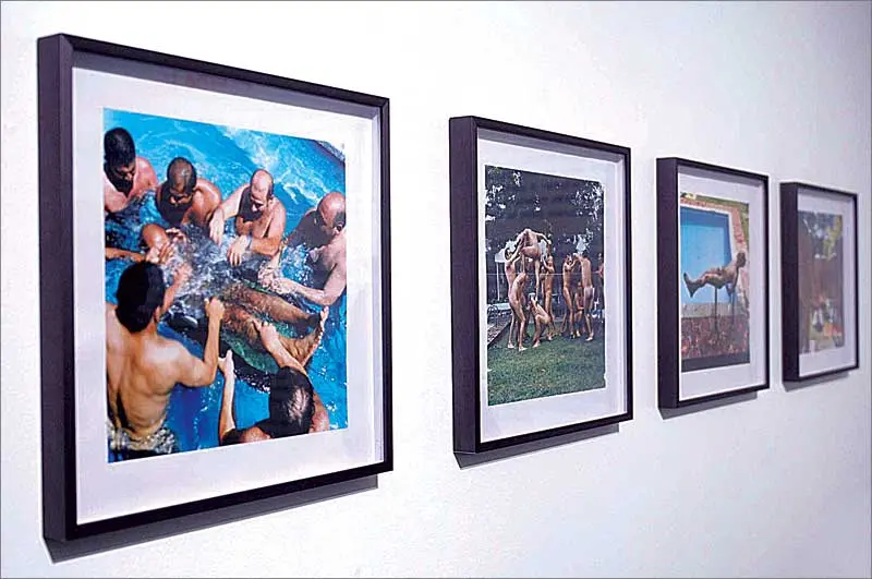 Colectiva: Supreme Happiness — imagen 1