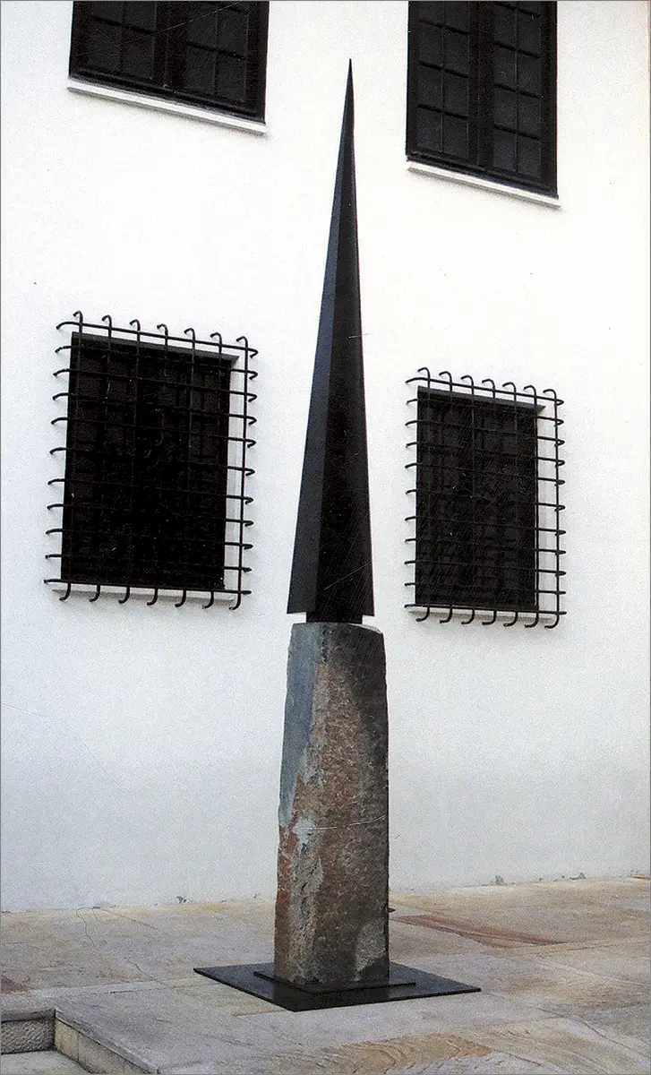 Colectiva: Contradicciones y convivencias: Arte de América Latina, 1981 — imagen 2