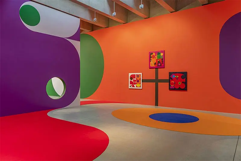 Imagen 1 - Ad Minoliti, en la Tate St Ives