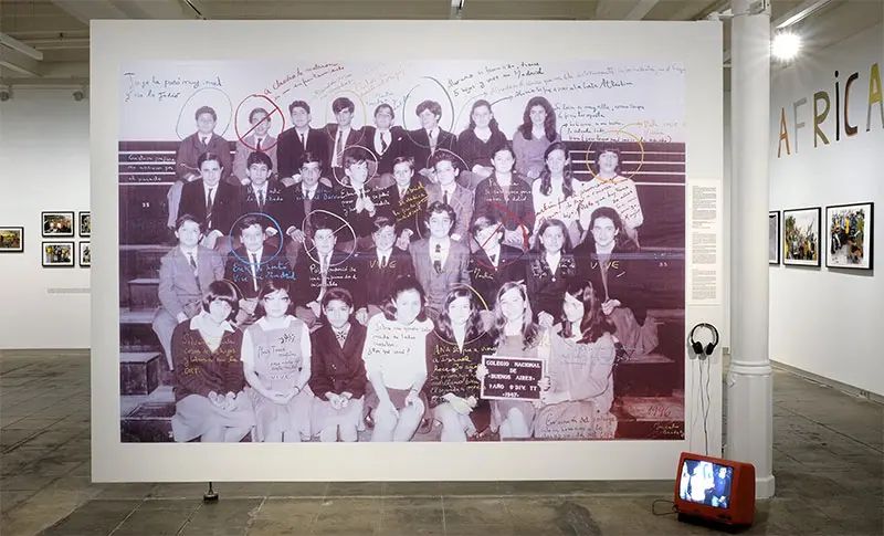 Imagen 1 - Se inauguró la exposición “Marcelo Brodsky. Resistencia poética”
