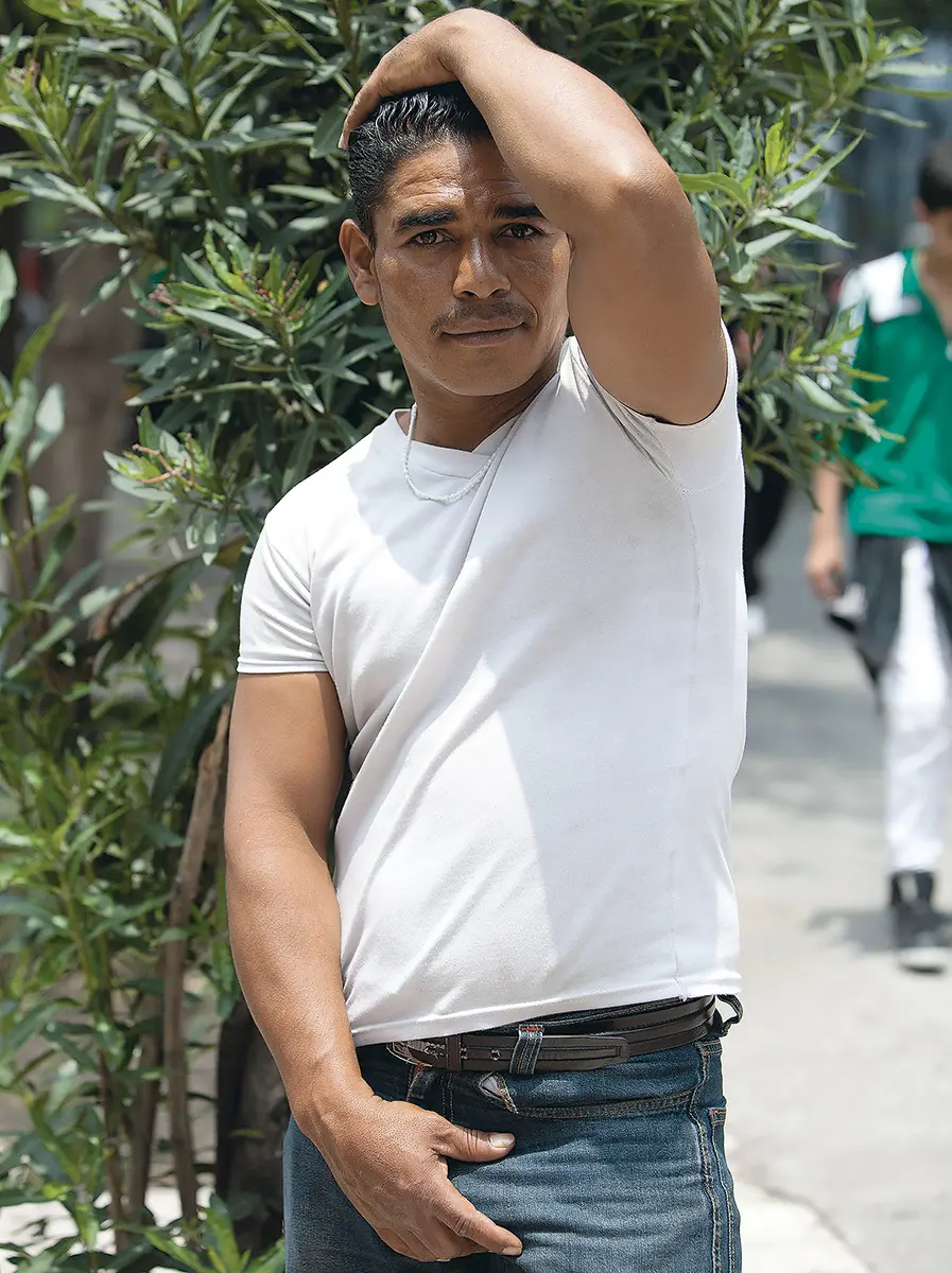 Colectiva: Macho: Representing Masculinity Another Space — imagen 5