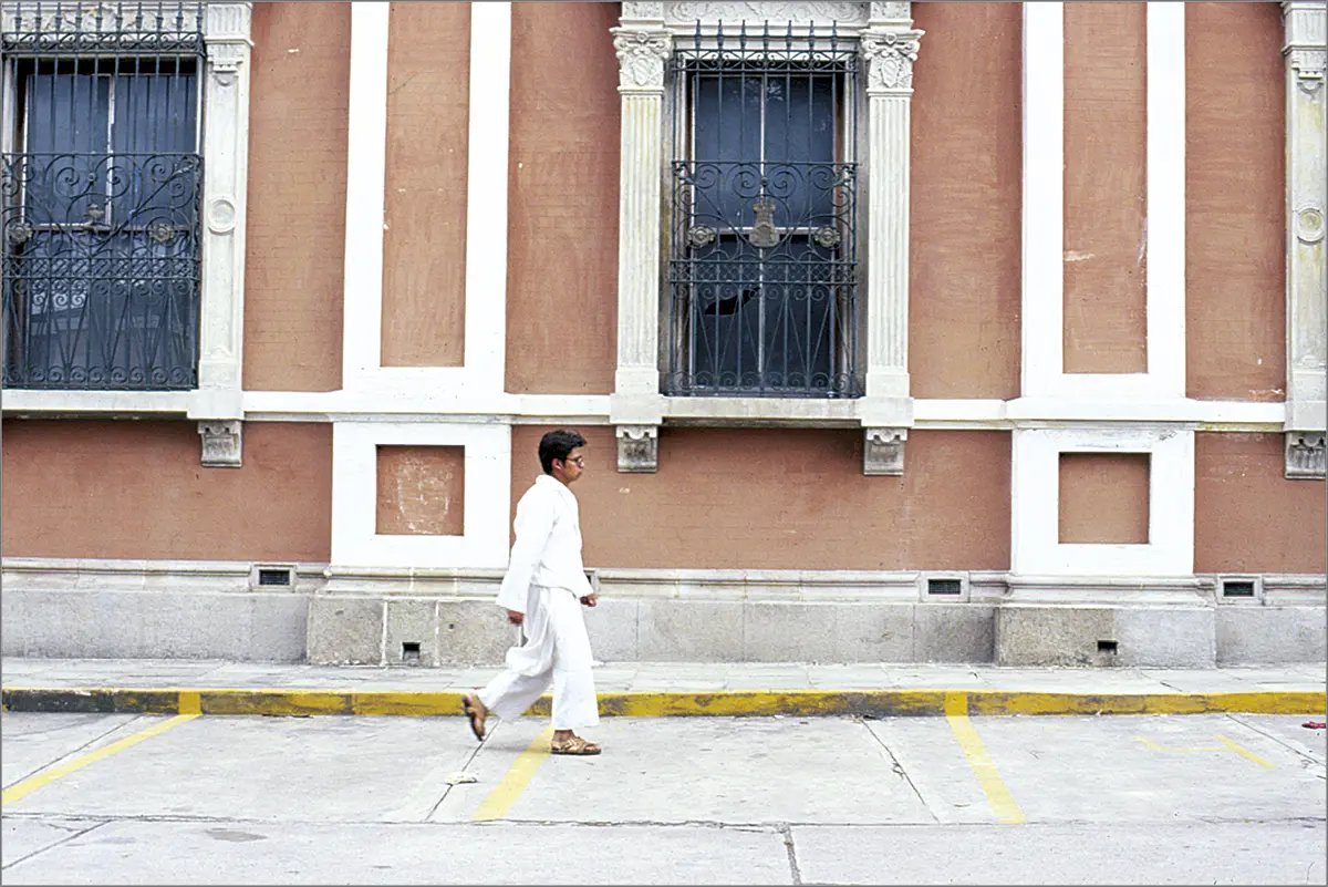 Exposición: Octubreazul hasta perder el juicio — imagen 4