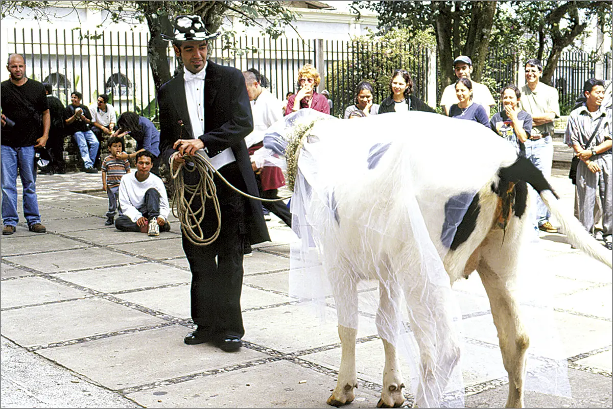 Exposición: Octubreazul hasta perder el juicio — imagen 5