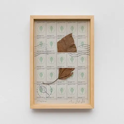 Present archeology