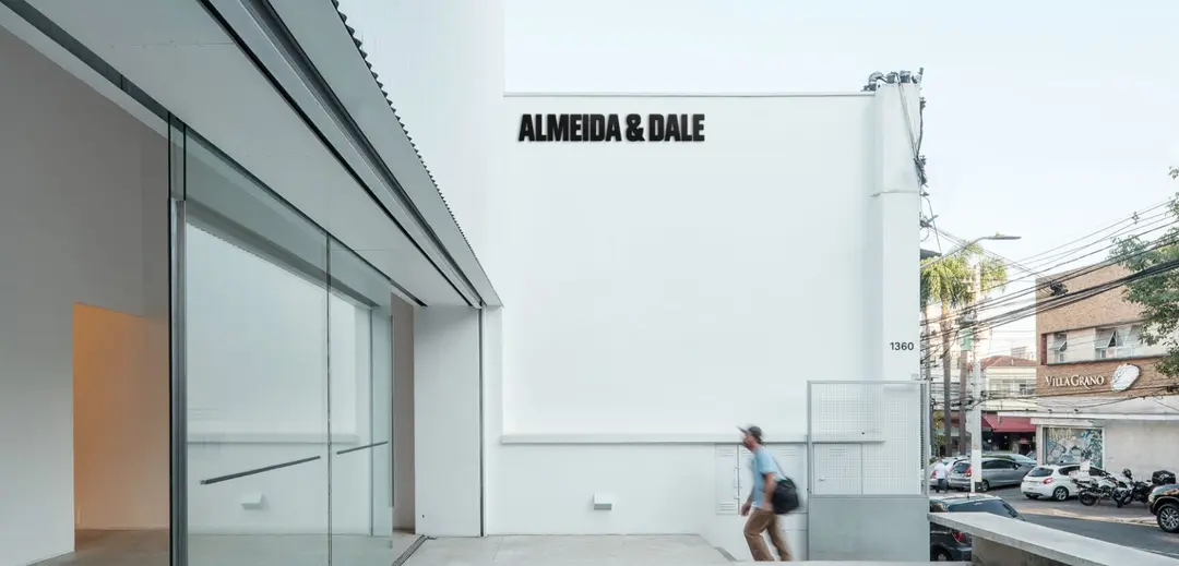 Almeida & Dale I Rua Fradique Coutinho 1360