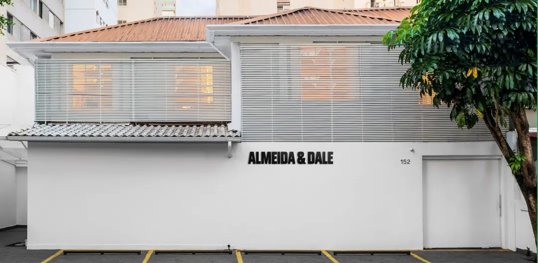 Almeida & Dale