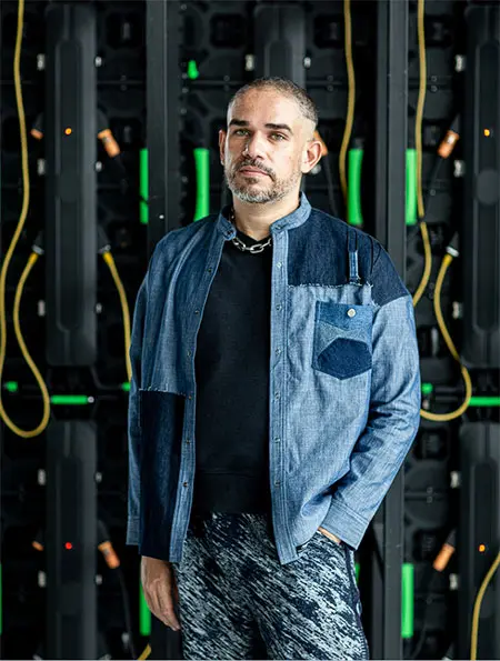 Raphael Fonseca, curador del Pabellón de Taiwán en la 61ª Bienal de Venecia