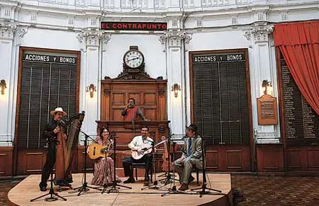 Colectiva: I Bienal de Montevideo — imagen 1