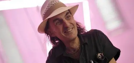 Hudinilson Jr., o el artista que no escuchó a las sirenas
