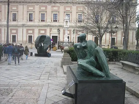 Henry Moore - Arte en la calle