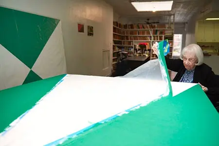 Carmen Herrera, próxima exposición en el Museo Whitney