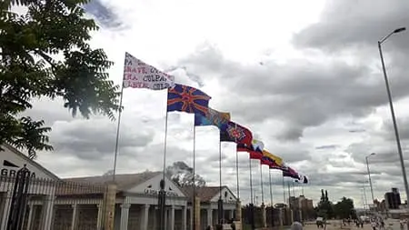 Imagen 1 - Re:Bandera