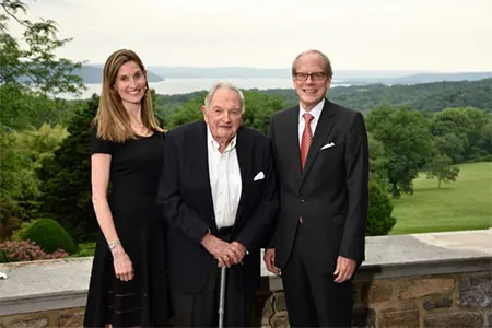 A los 101 años de edad falleció David Rockefeller
