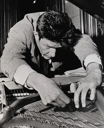 Performing silence. La jaula de pájaros de John Cage