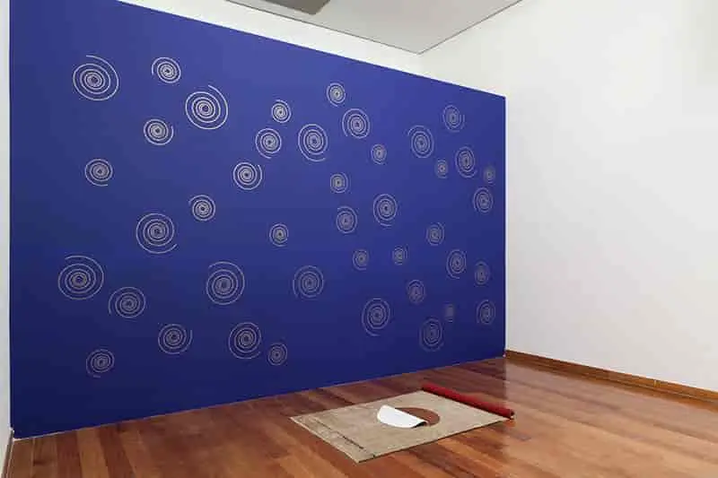 Valeska Soares: Entrementes "Valeska Soares: Meanwhile"